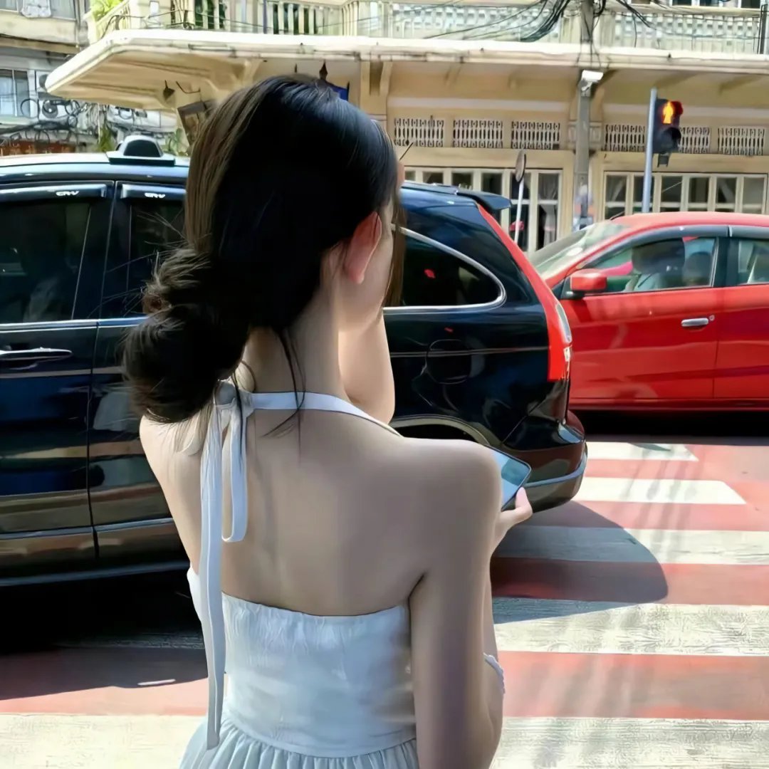 战火中的小狐狸海报