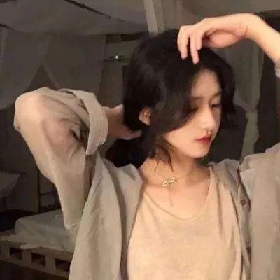 全面搜寻圣诞狗狗海报