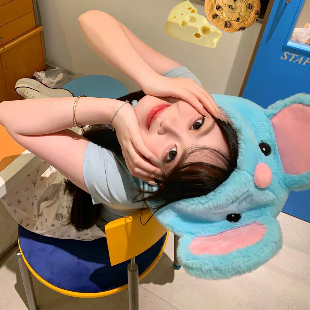宇宙与人海报
